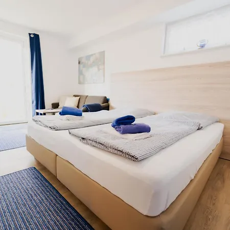 Schoene Aussicht Blau Apartment